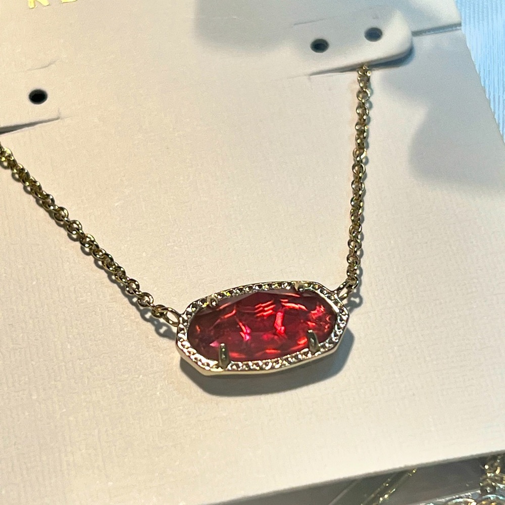 NWT Kendra Scott Elisa Necklace Berry & Yellow Gold Sold Out & GORGEOUS Perfect! - Picture 8 of 8